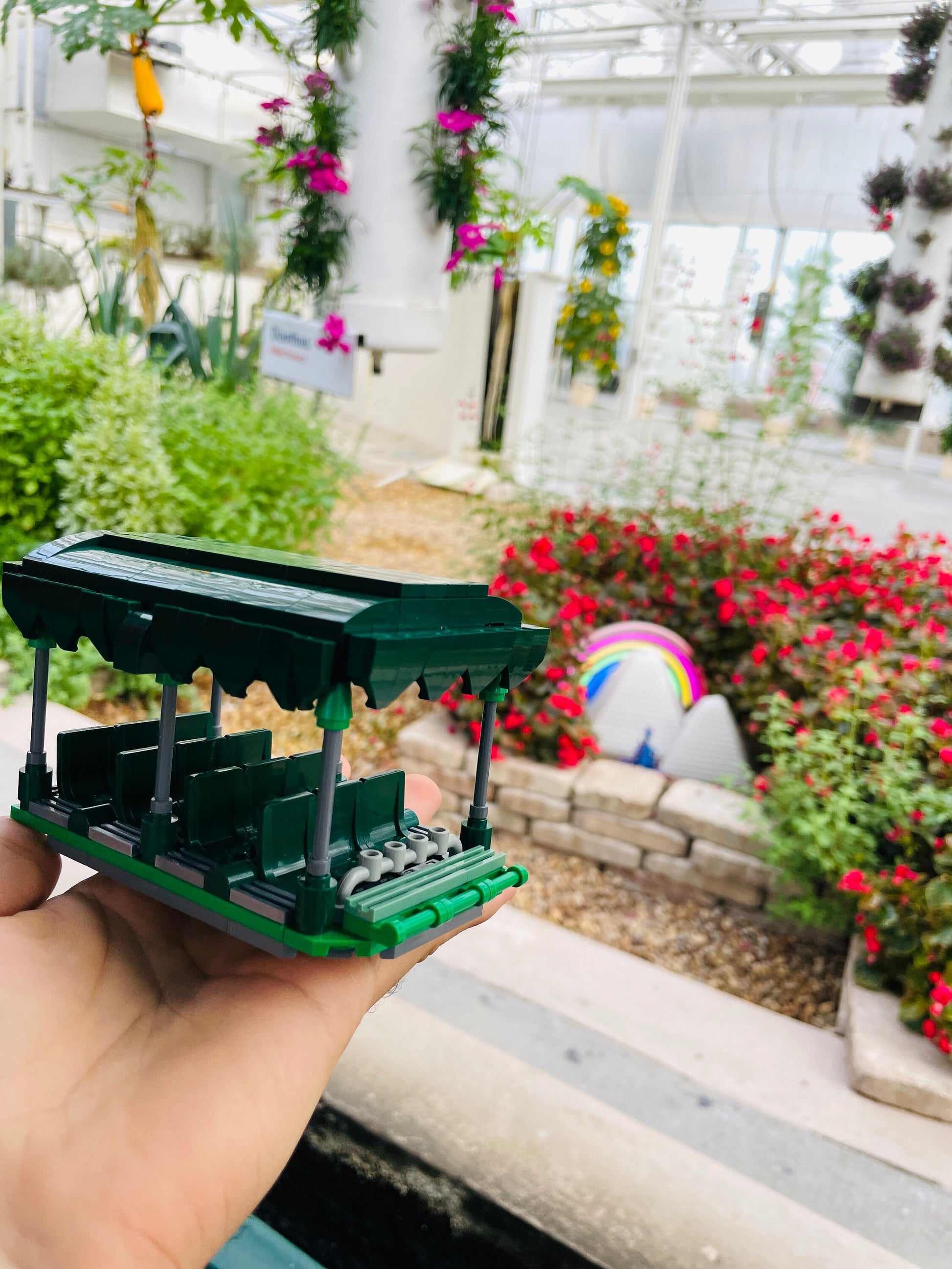 Living with the Land Boat | EPCOT Building Block LEGO Model Kit