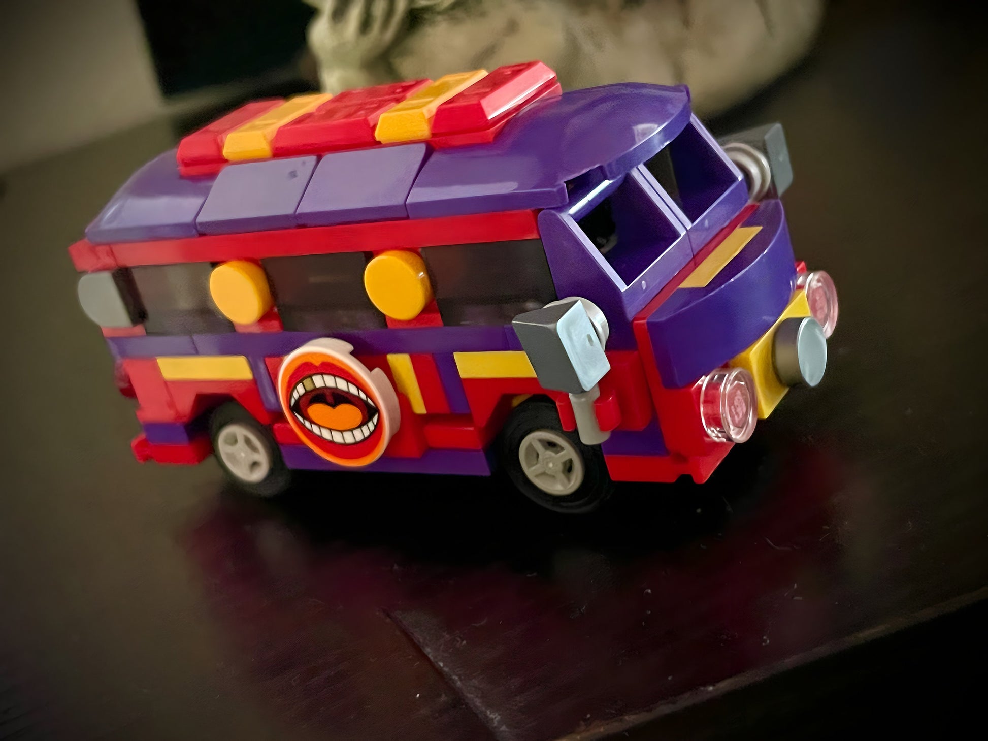 The Electric Mayhem Van | Muppets Mayhem Building Block LEGO Model Kit
