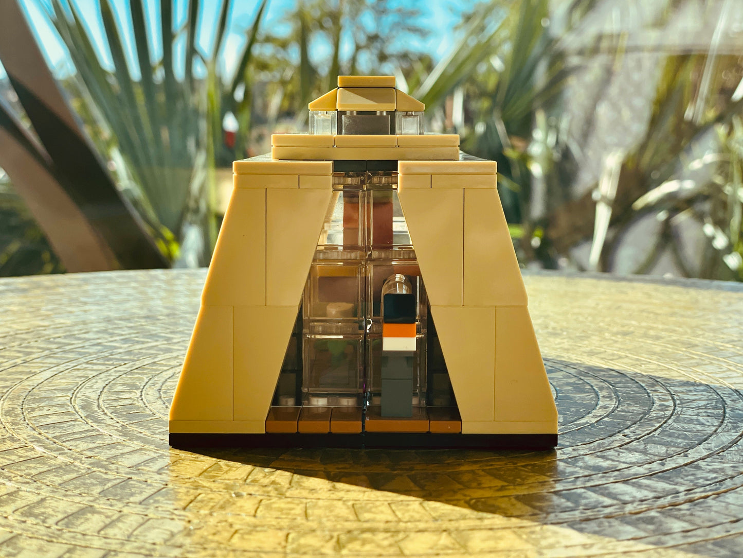 Contemporary Resort | Walt Disney World Building Block LEGO Model Kit