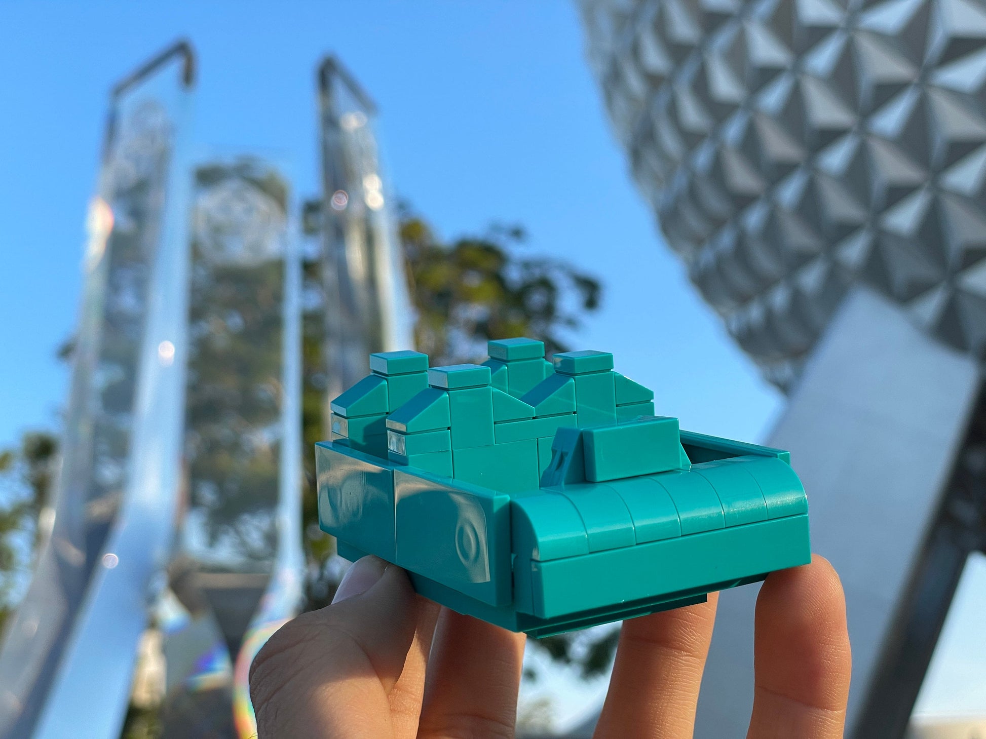 Spaceship Earth Ride Vehicle | EPCOT Building Block MOC Model