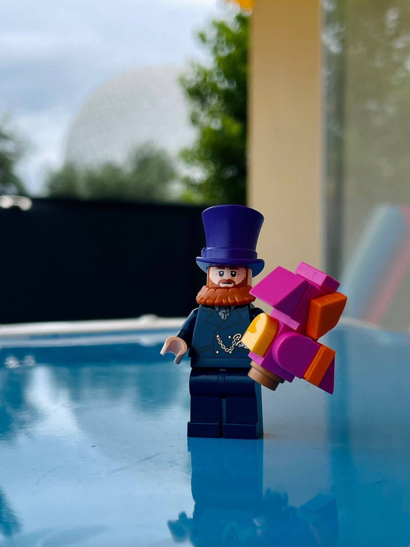 Dreamfinder and Figment | Rainbow Corridor Vignette EPCOT Center Building Block LEGO Model Kit